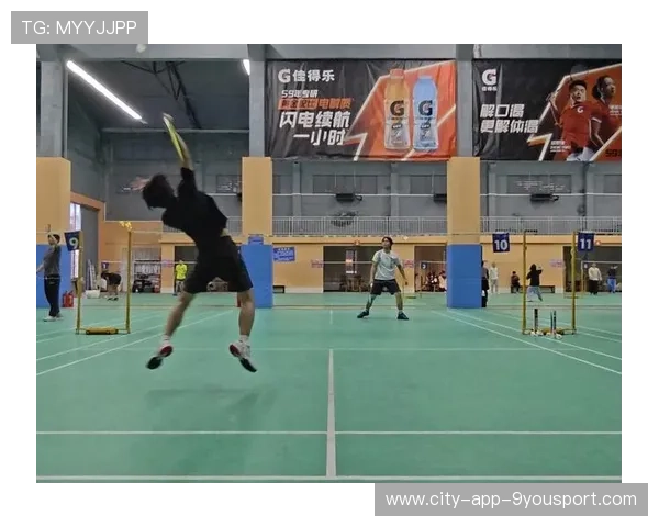 羽毛球前场封网犹如闪电：掌控战局的致命利器